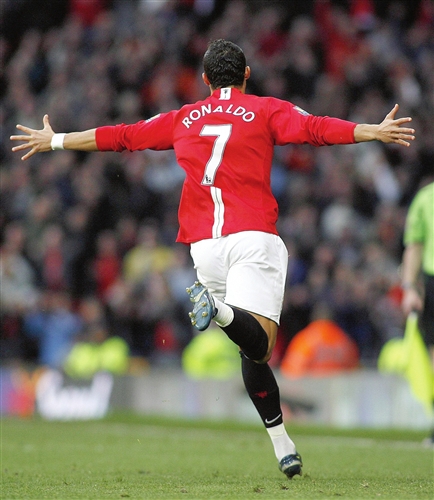 他不仅在内 他不仅在内